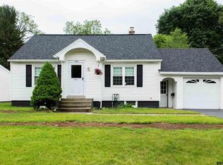 1029 Eugene Dr, Schenectady, NY 12303