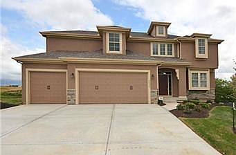 1st image of 9035 N Cypress Ave