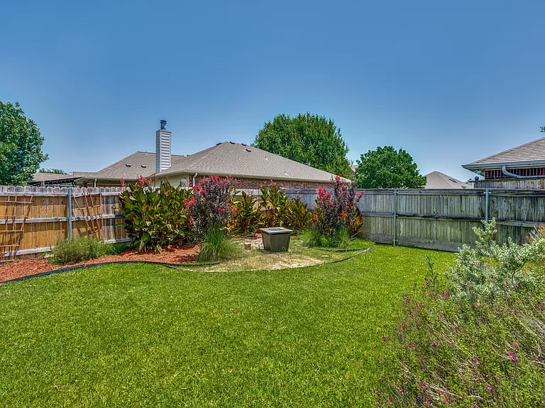 1006 Partridge Dr — Photo 10