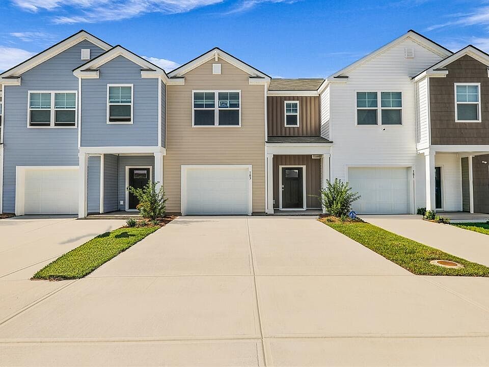 1st image of 315 Bluebell Way