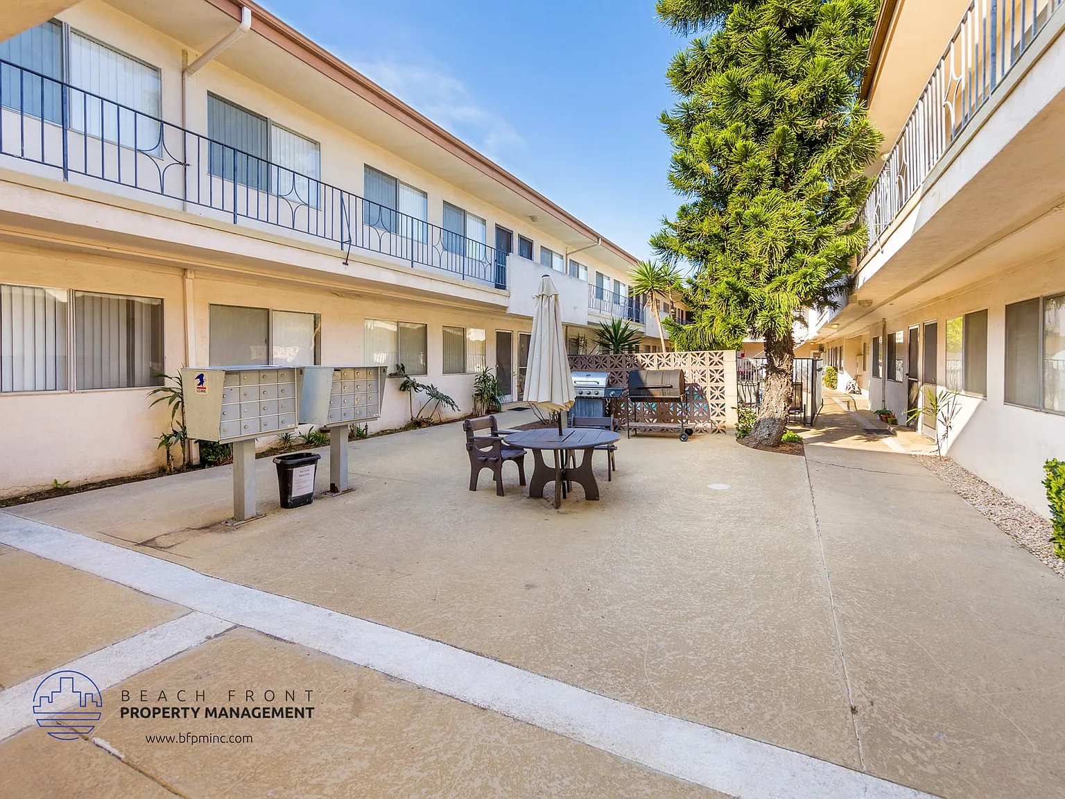 15205 Raymond Ave — Photo 3