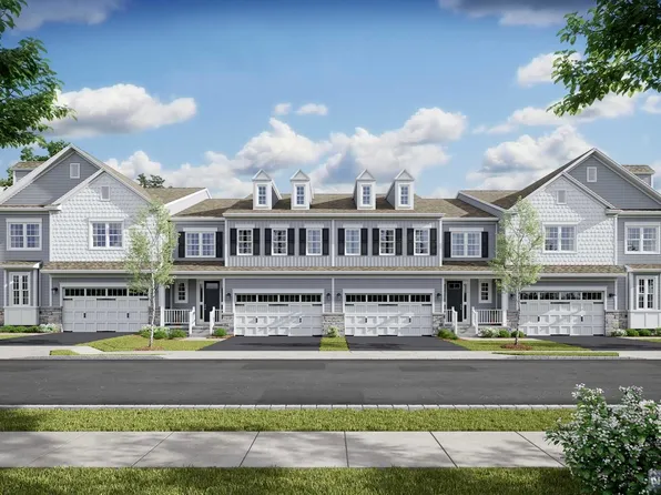 20 Davies Dr, Old Tappan, NJ 07675