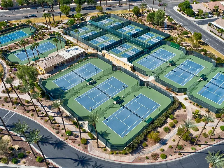 78322 Vinewood Dr — Photo 29