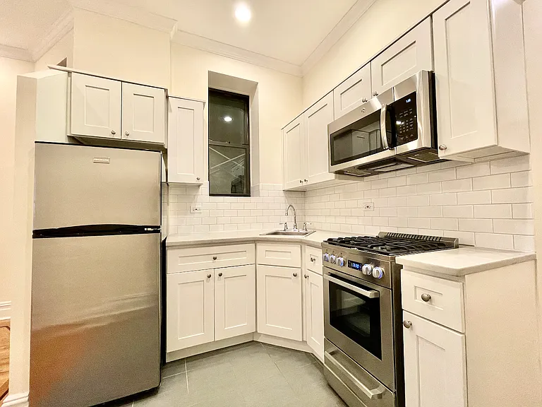 366 Broome St #10 — Photo 2