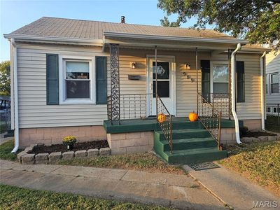 909 Madison Ave, Wood River, IL, 62095