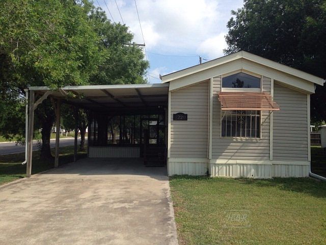1st image of 1220 S Palmera Dr