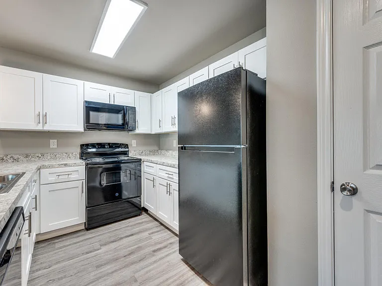 6108 Abrams Rd #218 — Photo 4