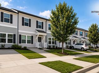 11028 Woodland Creek Way, Charlotte, NC 28262