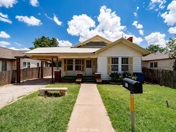 412 E Hamilton St, Stamford, TX 79553