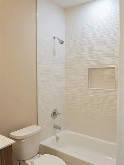 2918 W Kenwood St #2 — Photo 19