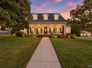 22151 Diamond Pointe Dr, Athens, AL 35613