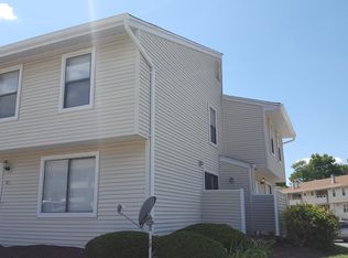583 Summer Winds Ln, Saint Peters, MO 63376
