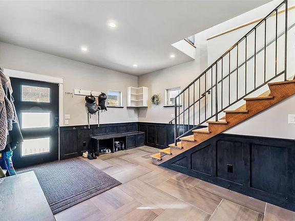 2nd image of 255 Flannigan Circle