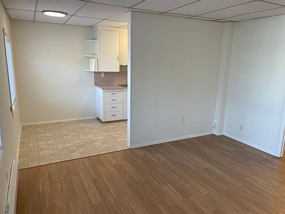 5th image of 5409 Ivanhoe Pl NE #5