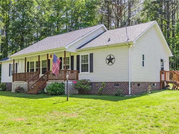 677 Lambert Chapel Rd, Siler City, NC 27344