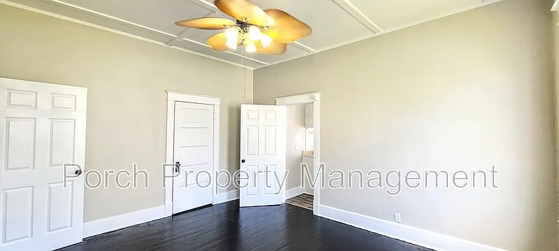 1 bed, 1.0 bath, 703 sqft, $1,050 — Photo 1
