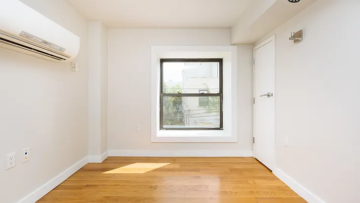 Rented by Nooklyn NYC LLC | media 33