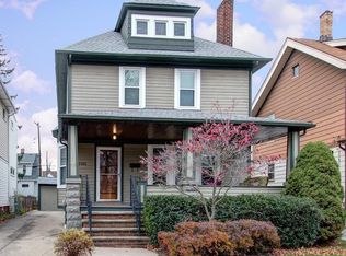 2086 Carabel Ave, Lakewood, OH