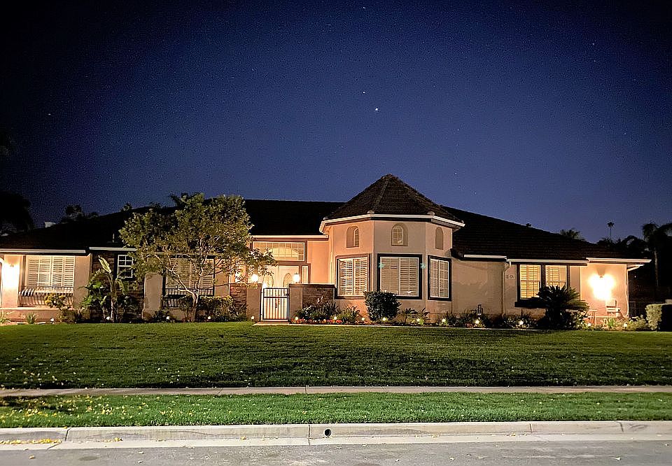 1st image of 948 Mangrove Cir