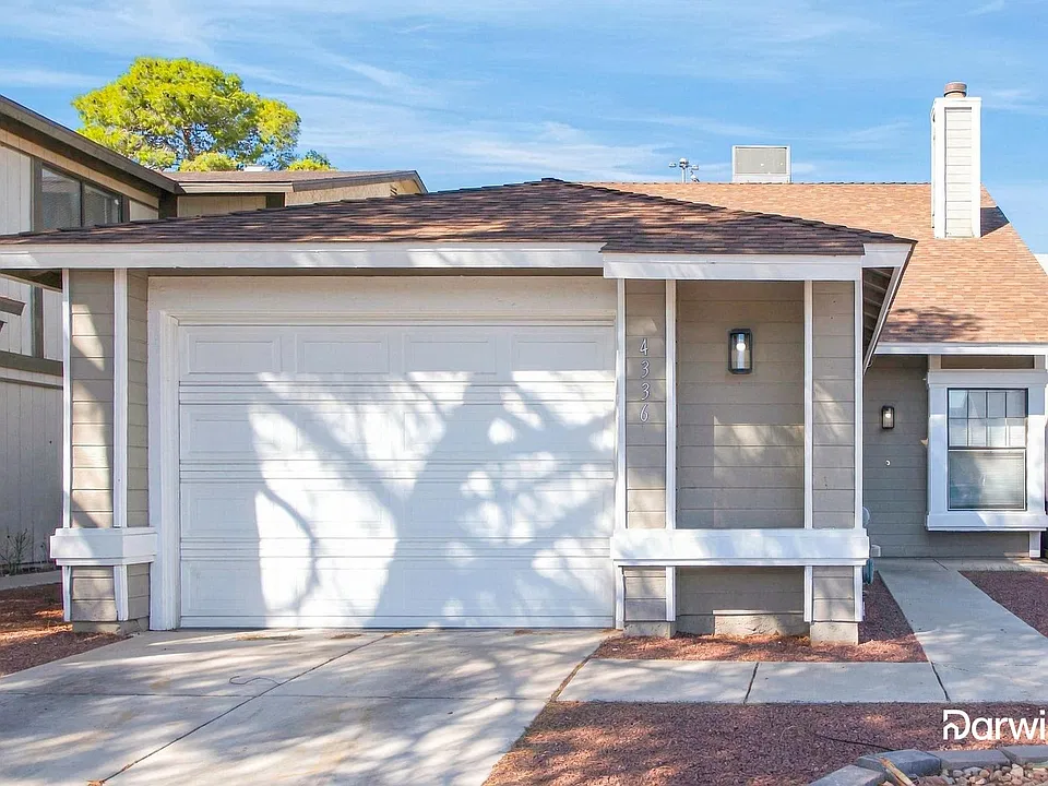 4336 Fox Point Dr
