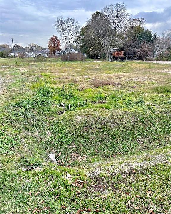 1st image of 945 Reverend B J Lewis Drive