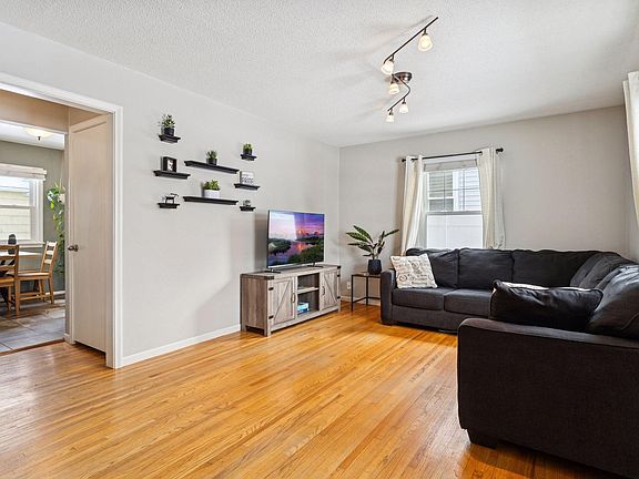 2nd image of 2713 Brunswick Ave S