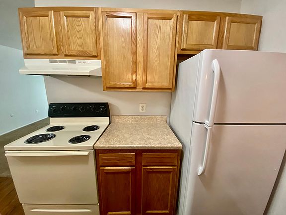 3rd image of 2720 Golfside Dr APT 904