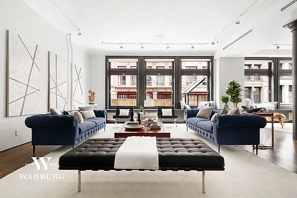 Sold by Warburg | media 16