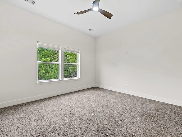 8023 Easter St — Photo 14