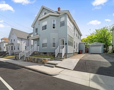 21 Otis St, Lowell, MA, 01852