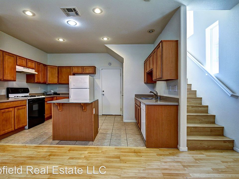1st image of 10557 Allegrini Dr #C3