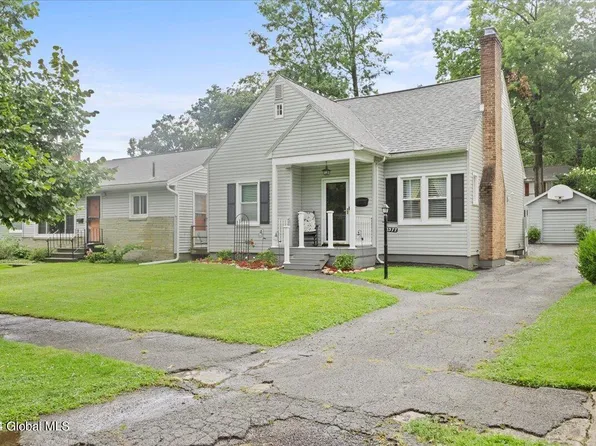 1377 Baker Avenue, Schenectady, NY 12309