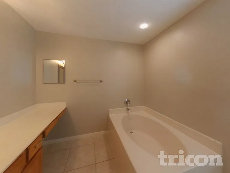 1730 Sunset Ridge Dr — Photo 9