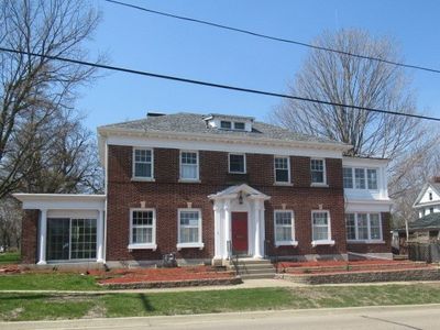 2 N Harlem Ave, Freeport, IL, 61032