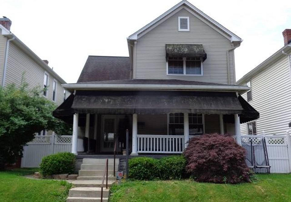 Real estate listing image