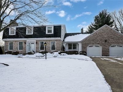 886 Wisteria Dr, Barberton, OH, 44203