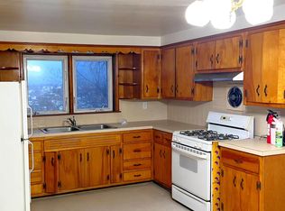 66 Tower Pl FLOOR 2, Yonkers, NY 10703