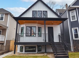 3727 W Sunnyside Ave, Chicago, IL 60625