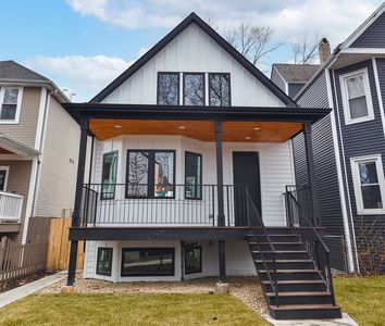 3727 W Sunnyside Ave, Chicago, IL, 60625