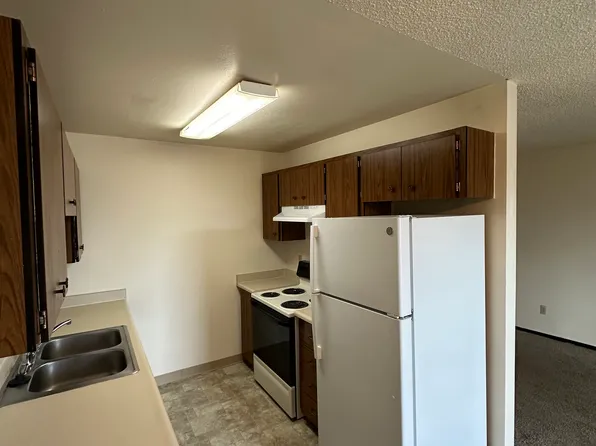 4511 Laurel St, Anchorage, AK