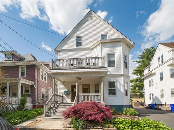 224-226 Pleasant St, Providence, RI 02906