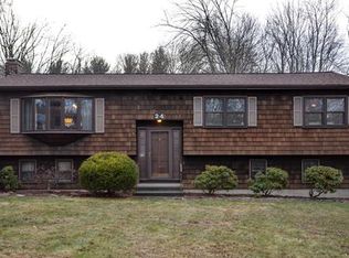 24 North St, Shelton, CT 06484