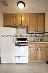 Rented by R New York