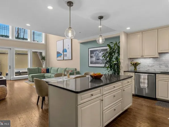 1232 4th St NW APT 1, Washington, DC 20001