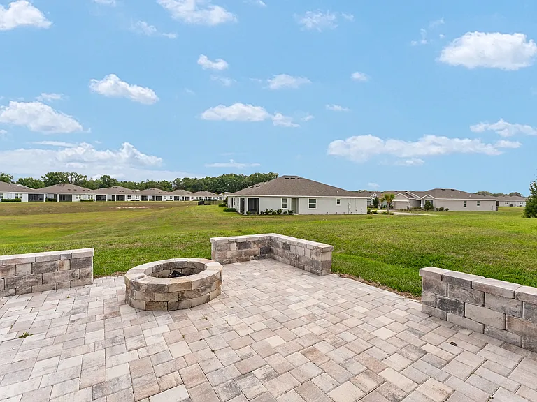 5347 NW 46th Lane Rd — Photo 43