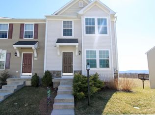 1148 Stallion St, Ranson, WV 25438