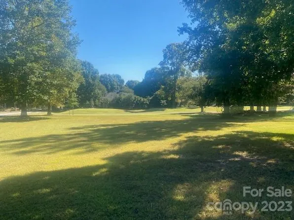 2519 Birdie Ln NE #1, Conover, NC 28613
