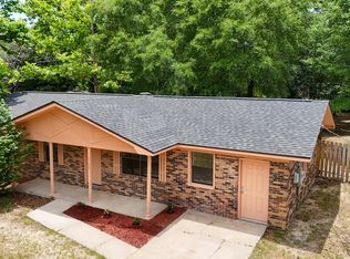 1155 N 20th St, Defuniak Springs, FL 32433