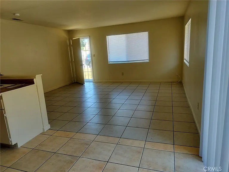 912 Valhalla Dr — Photo 12
