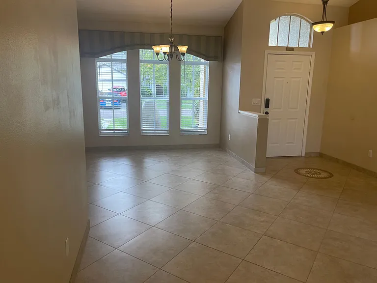 8919 Hannigan Ct — Photo 25